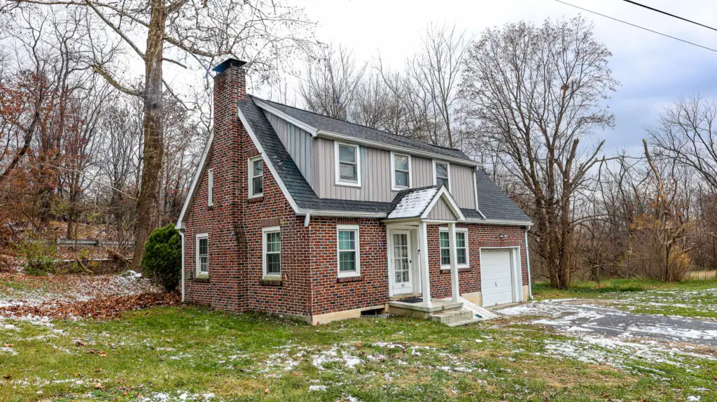 Lititz Investment - 107 Crest Rd, Lititz, PA, USA - Intel Auctions