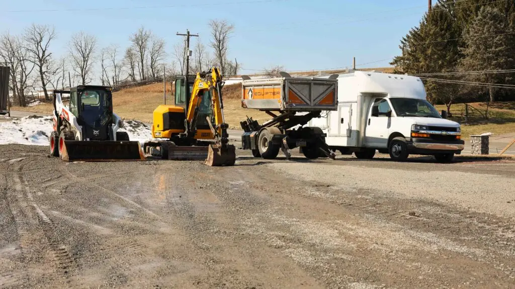 CHUBB CONSTRUCTION LIQUIDATION - 794 State Rte 25, Millersburg, PA, USA - Intel Auctions