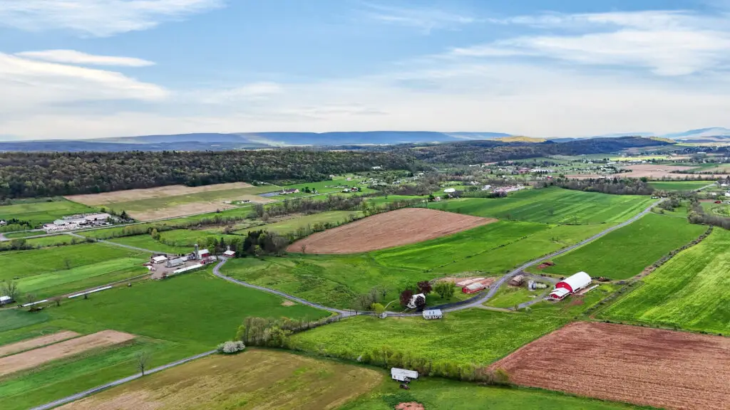 Juniata County Farm - 1824 Red Bank Rd, McAlisterville, PA, USA - Intel Auctions