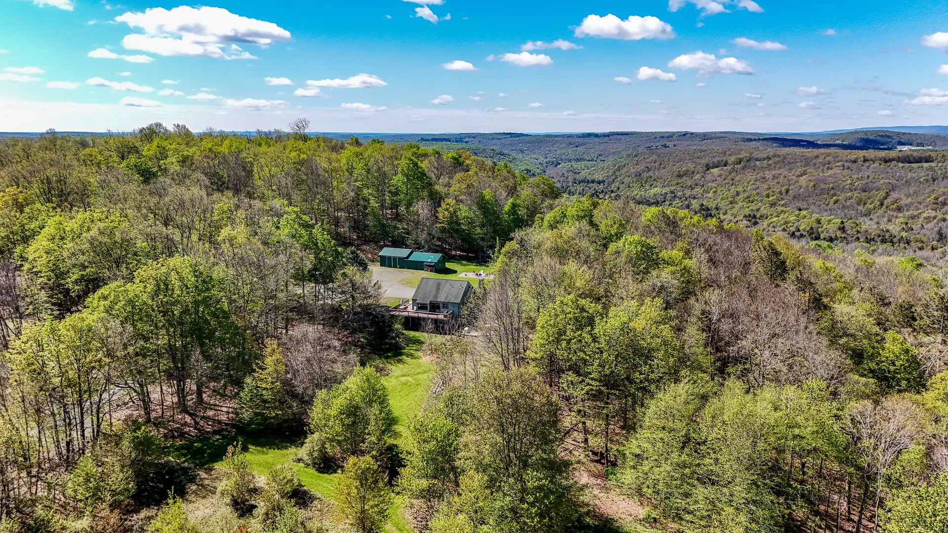 Upper Woods Cabin - 1113 Upper Woods Rd, Honesdale, PA, USA - Intel Auctions