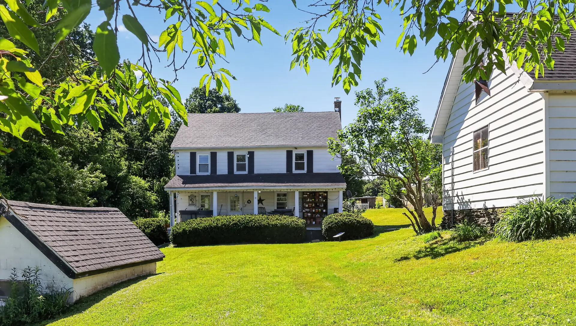 Your Dream Farmette - 8042 Bobs Road Felton, PA - Intel Auctions
