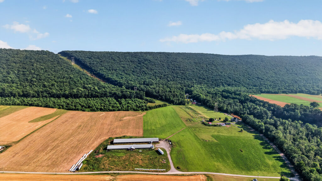 Mountain View Farm - 964 Creek Rd, Dornsife, PA, USA - Intel Auctions