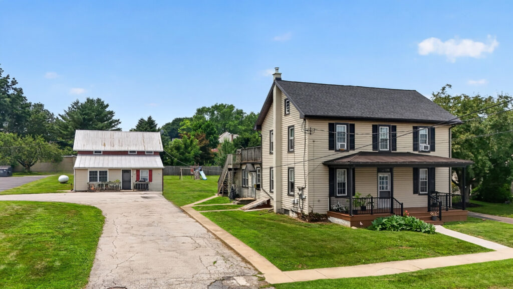 Phenomenal 4 Unit in Gap - 796 Pequea Ave, Gap, PA, USA - Intel Auctions