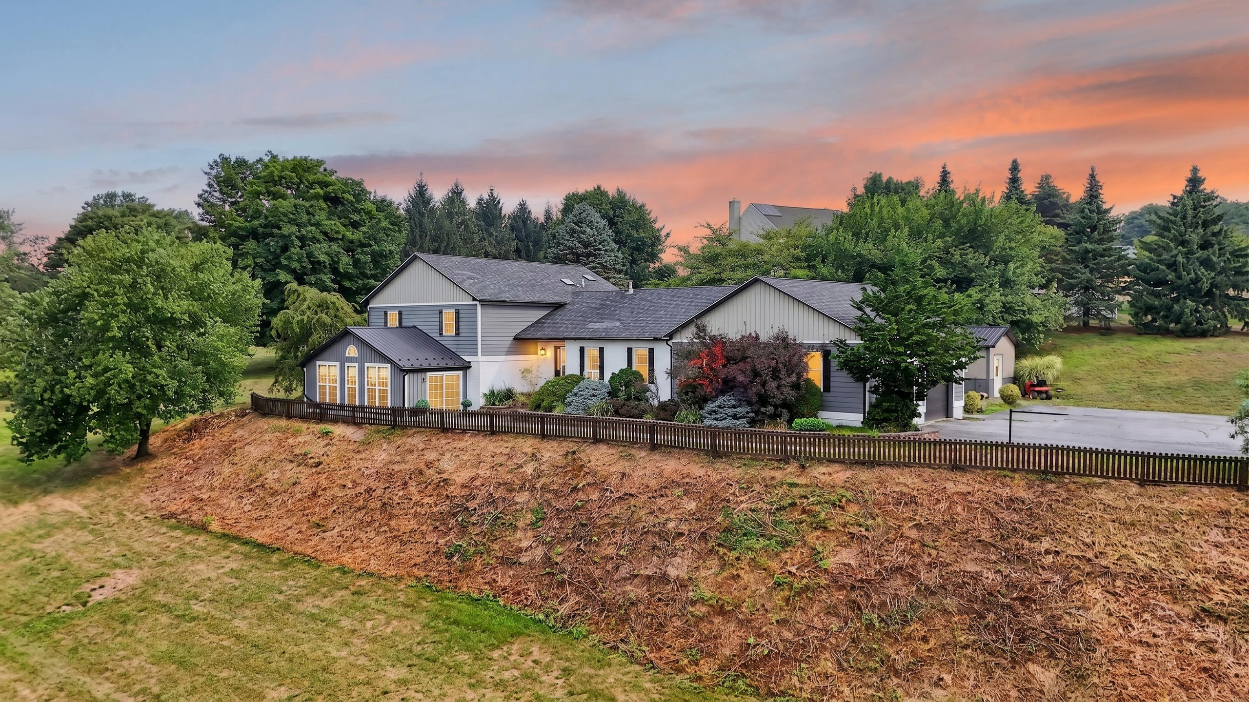 CHURCHTOWN ROAD HOMESTEAD - 338 Churchtown Rd, Narvon, PA, USA - Intel Auctions