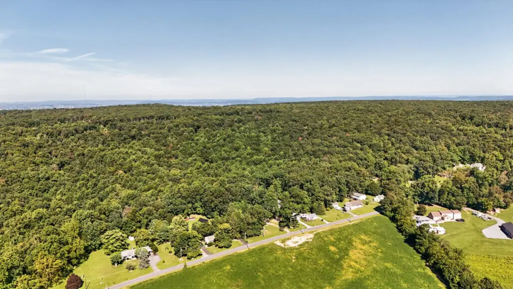 Own a Piece of Penn’s Woods - 622 Narvon Rd, Gap, PA 17527, USA - Intel Auctions