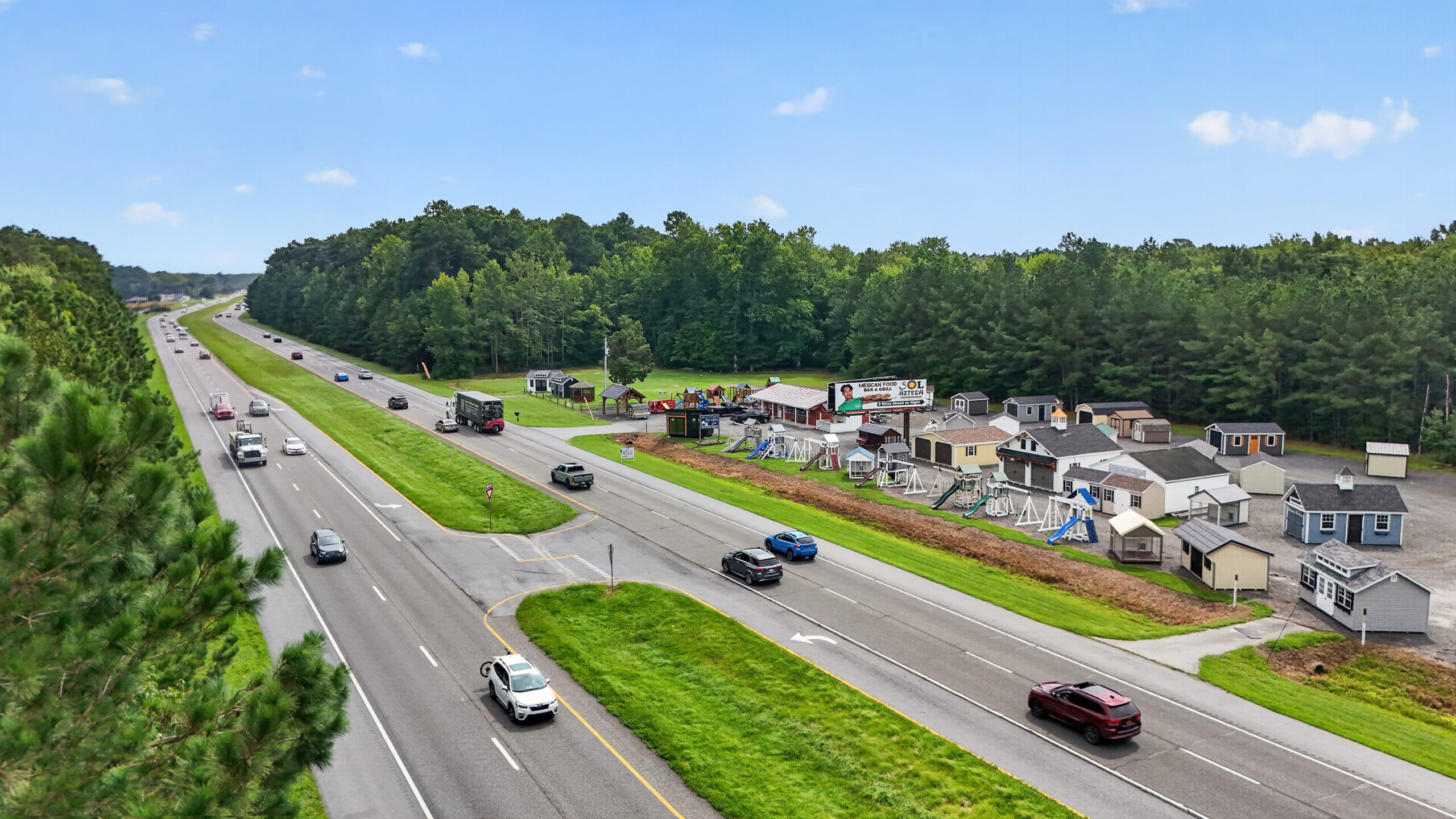 TRAFFIC & TROPHIES - 18554 DuPont Blvd Georgetown, DE - Intel Auctions