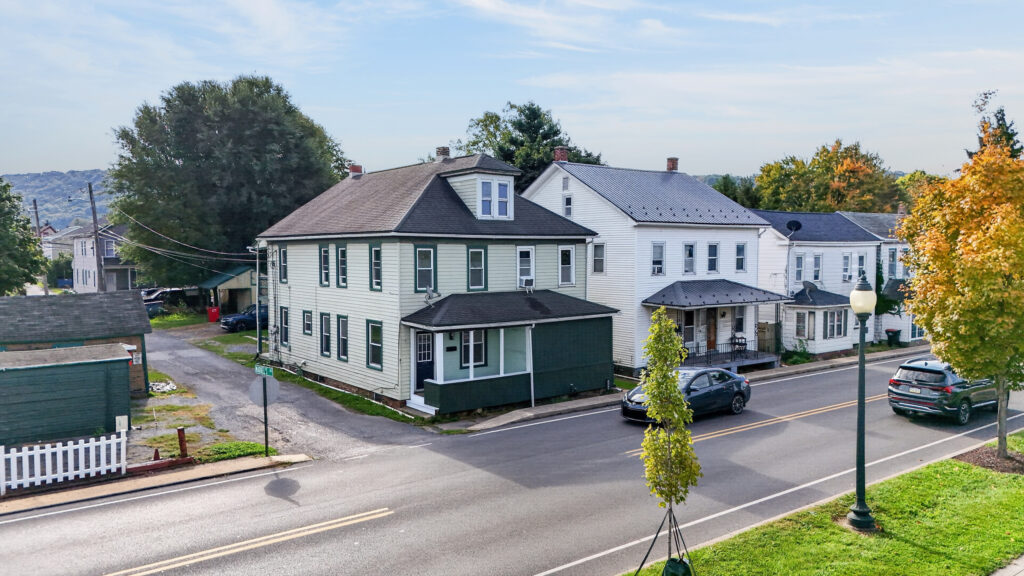 Water View 2-Unit - 418-420 S Front St, Sunbury, PA - Intel Auctions