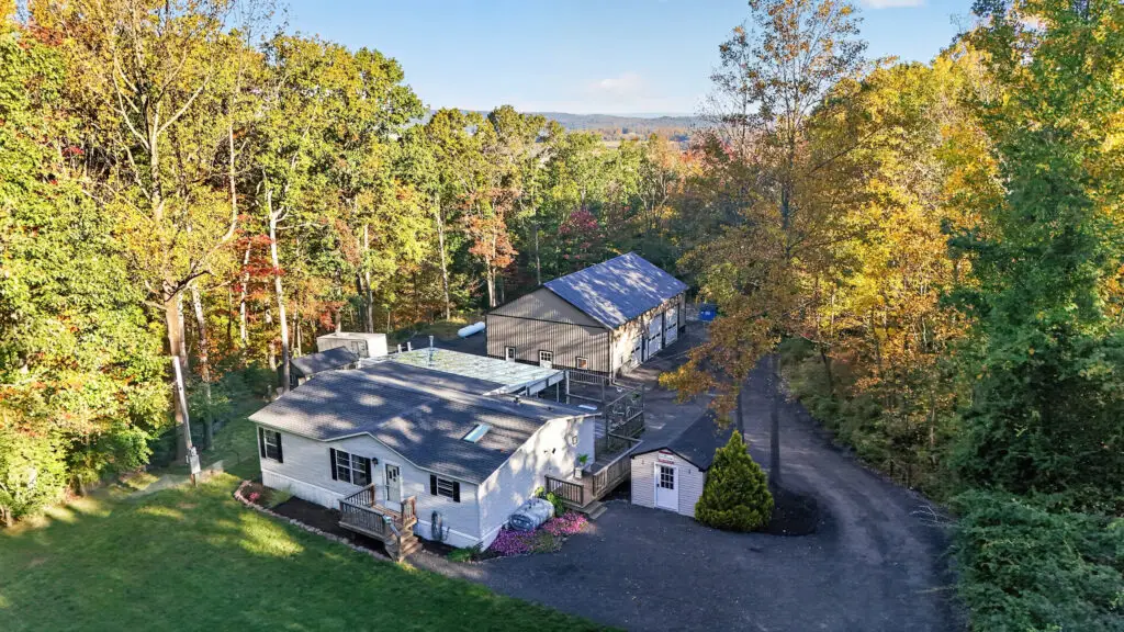 Mohnton Home and Shop - 1260 Maple Grove Rd, Mohnton, PA - Intel Auctions